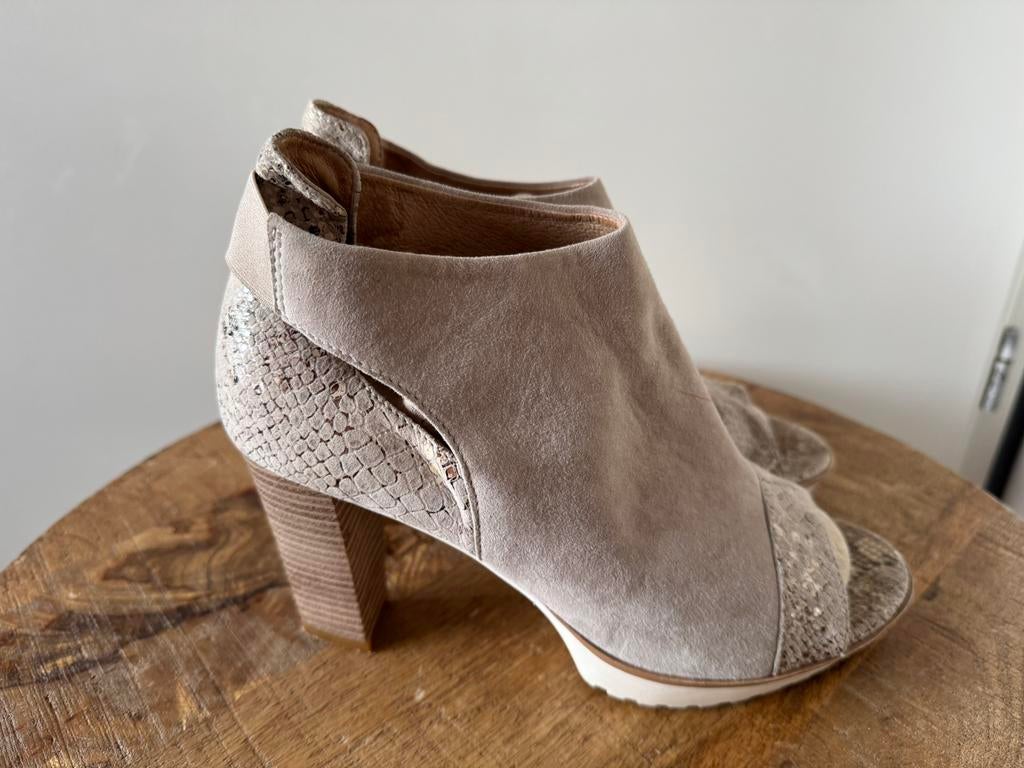 *Freeflex* Zeer mooie leren Sandalen mt 40 Izgst!, Verzenden, Zo goed als nieuw, Beige, Sandalen of Muiltjes