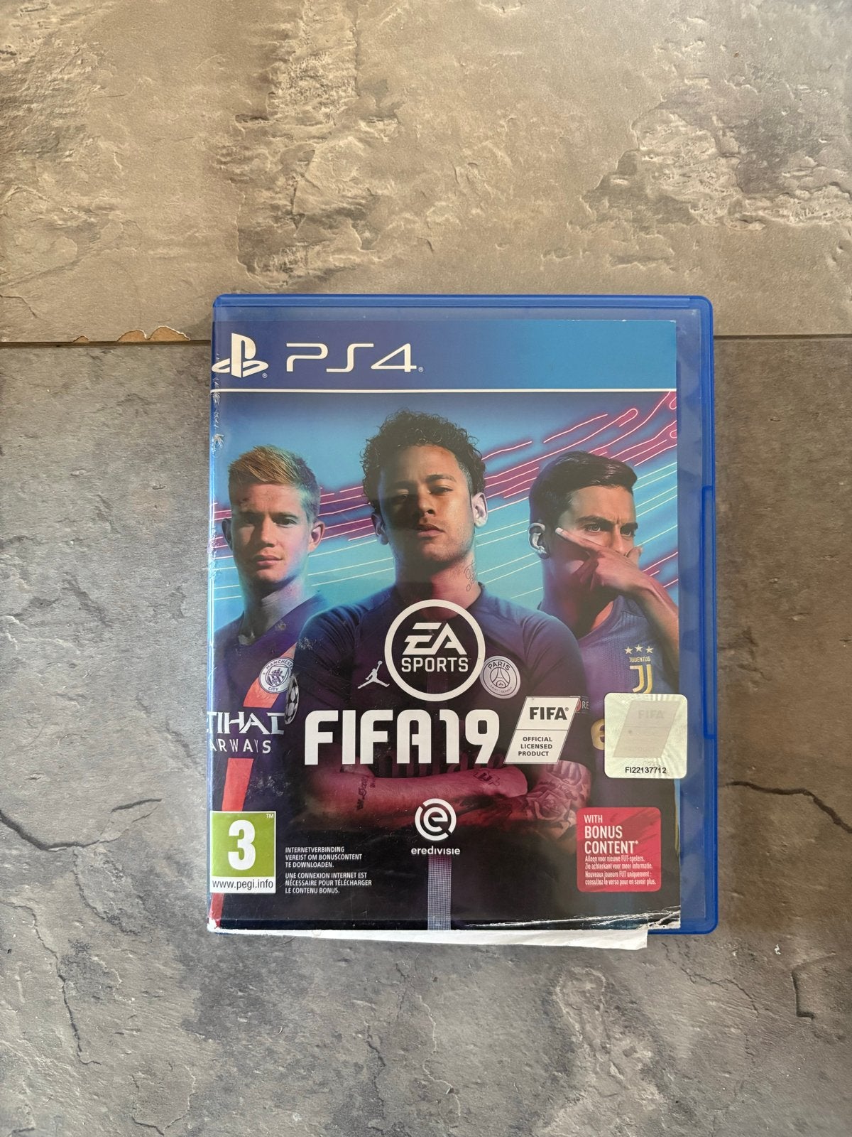 PS4 Games: FIFA 19, FIFA 20, Call of Duty, Minecraft, WWE 2K, Gebruikt, Eén computer, Ophalen of Verzenden, Sport