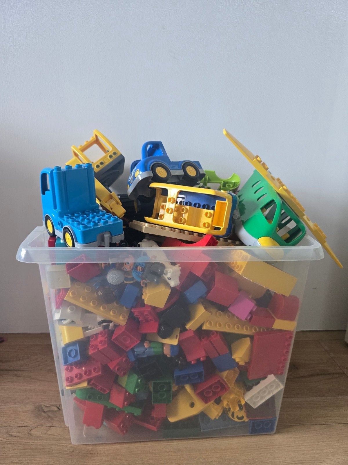 Grote partij LEGO Duplo met voertuigen en figuren, Ophalen, Gebruikt, Overige thema's, Aastvej 1, 7190 Billund, Denmark