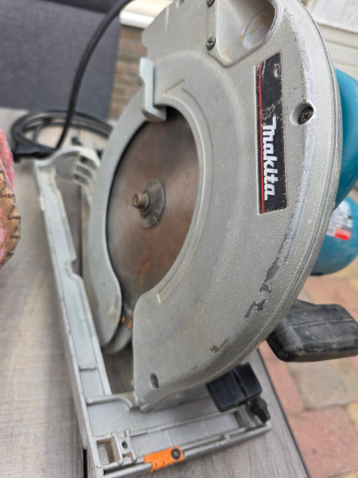Makita 5903R Cirkelzaag - Krachtig en Veilig, Cirkelzaag, 70 mm of meer, Ophalen of Verzenden, Zo goed als nieuw