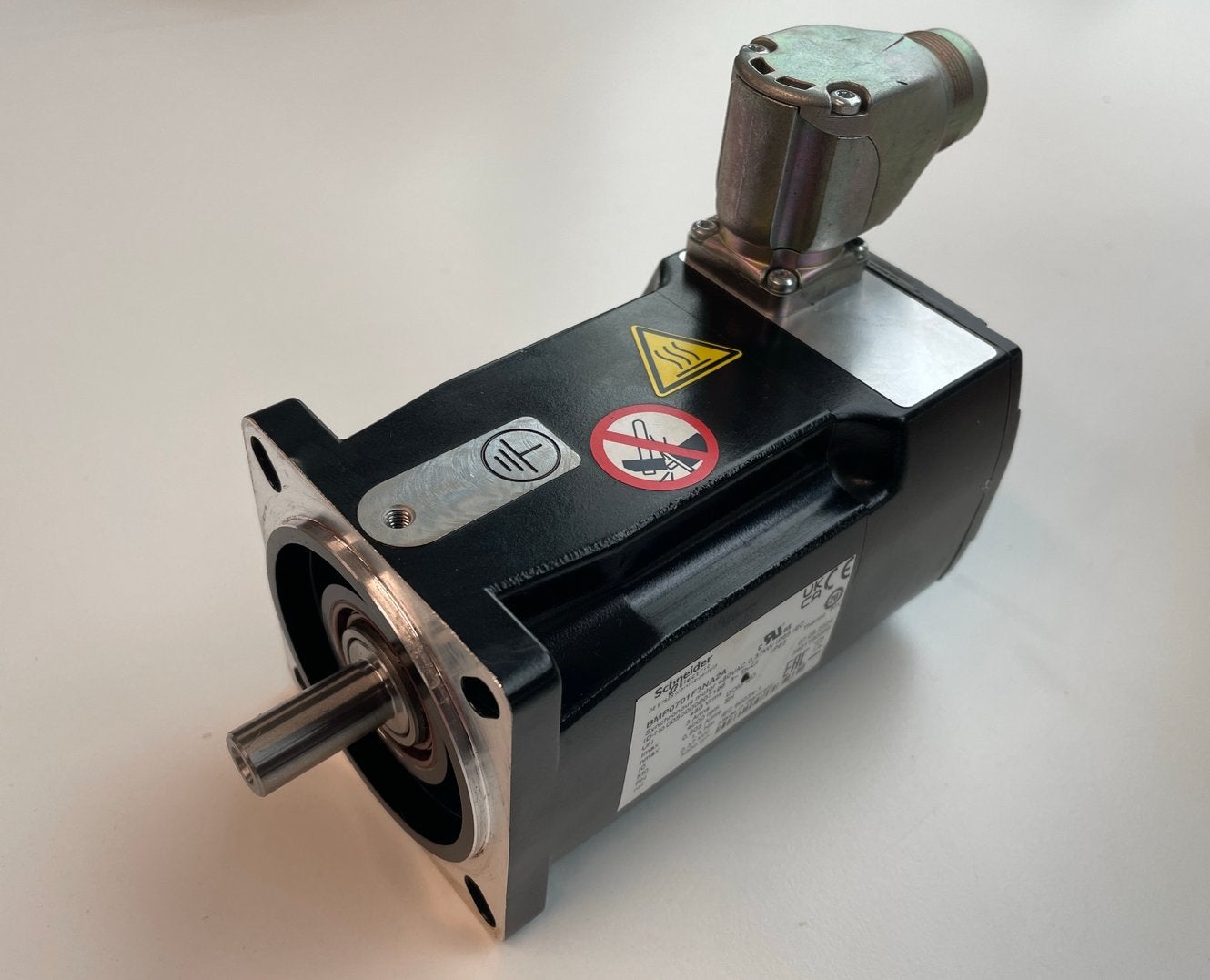 Schneider Electric synchrone servomotor servo elektromotor, Hobby en Vrije tijd, Ophalen of Verzenden, Zo goed als nieuw