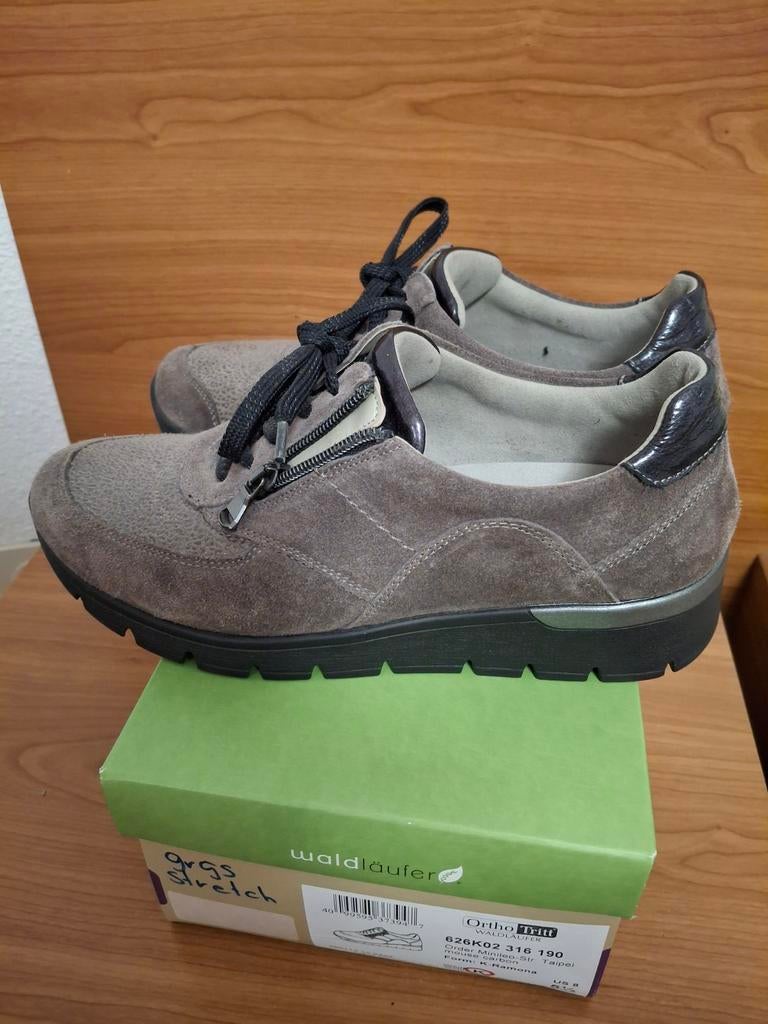 Nieuwe Waldlaufer schoenen maat 5,5, Kleding | Dames, Schoenen, Ophalen of Verzenden, Zo goed als nieuw, Sneakers of Gympen