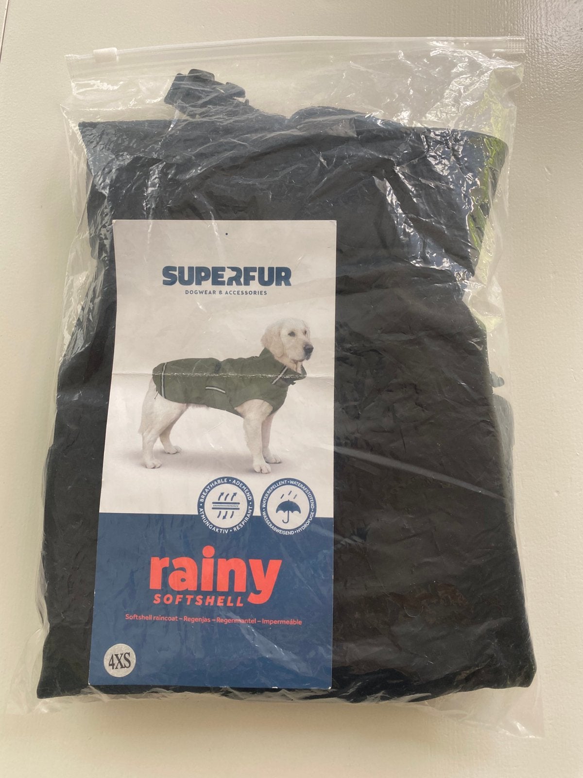 Honden regenjas zwart gevoerd met fleece, Dieren en Toebehoren, Ophalen of Verzenden, Zo goed als nieuw, Hondenjas