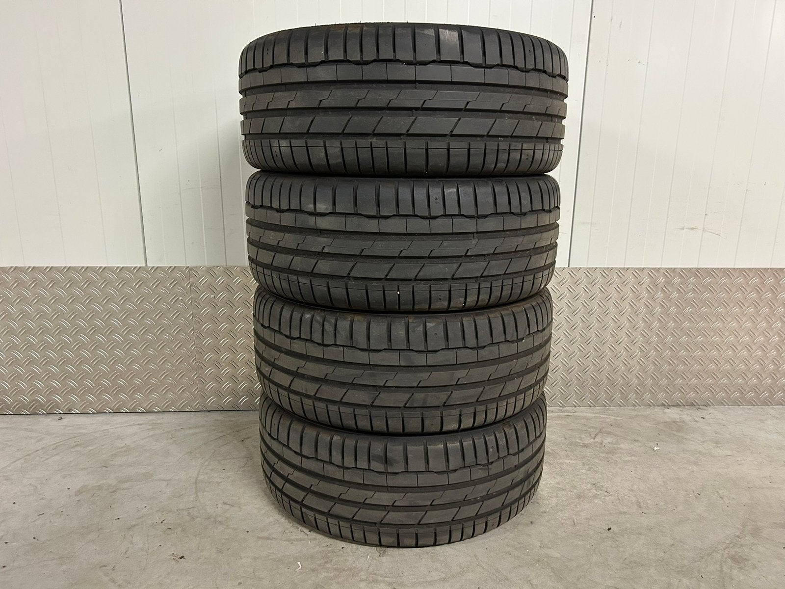 Orginele Audi A3 S3 RS3 8Y 8V 8P sport 19 inch Hankook 2024, Audi, Gebruikt, Banden en Velgen, 235 mm