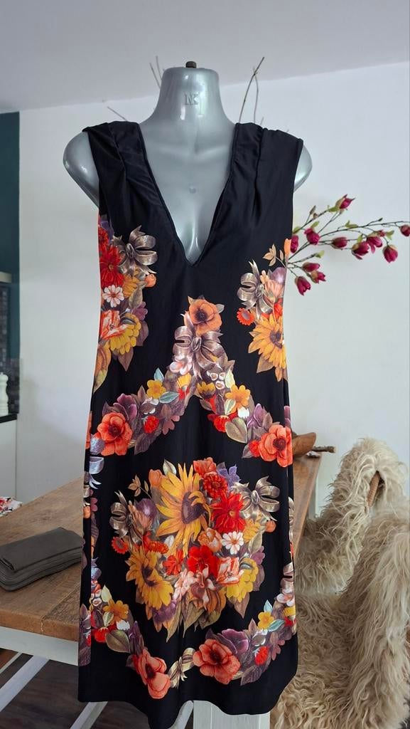 Roberto Cavalli Fleurige Jurk met Ingewerkte BH, Maat 38/40 (M), Zwart, Ophalen of Verzenden, Zo goed als nieuw