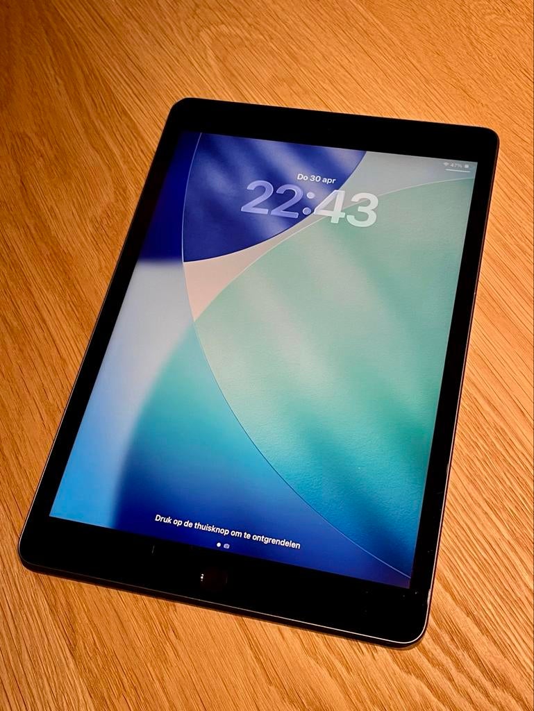 Apple iPad 9e generatie 64GB Wi-Fi Spacegrijs, Computers en Software, Apple iPads, 10 inch, Apple iPad, Ophalen of Verzenden, Zo goed als nieuw
