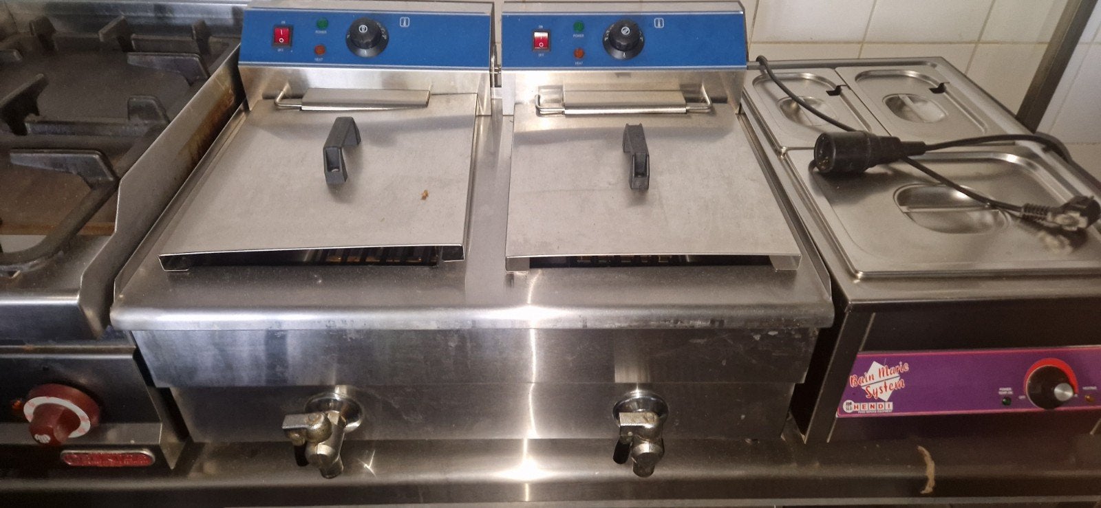 Professionele dubbele friteuse en bain-marie, Ophalen of Verzenden, Gebruikt