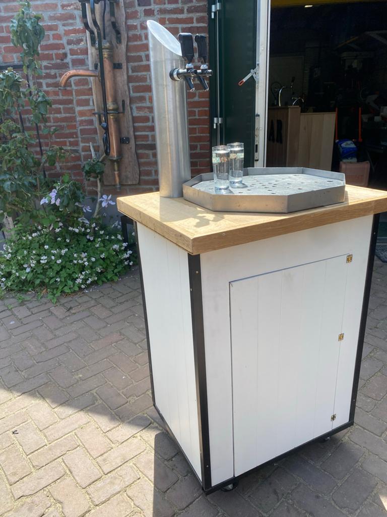 Nieuw gebouwde waterkoeler voor plat en bruisend water, Ophalen, Nieuw, Waterkoeler