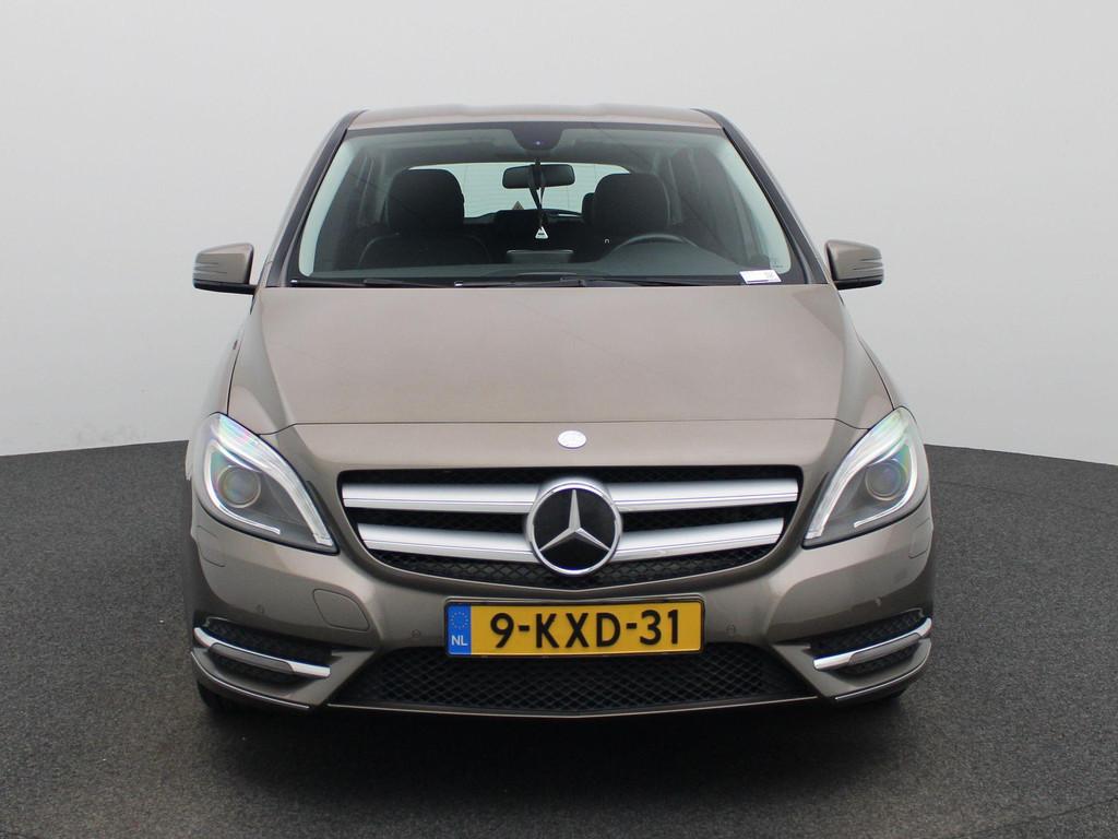 Mercedes-Benz B-klasse 180 Ambition | Automaat | Lederen Bek, 12 maanden, 1325 kg, Gebruikt, Euro 6