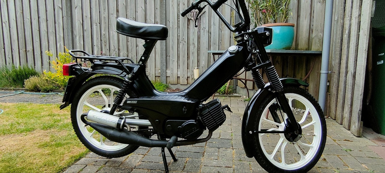 Tomos 49cc - Nieuw gespoten en gereviseerd blok, Ophalen, Zo goed als nieuw