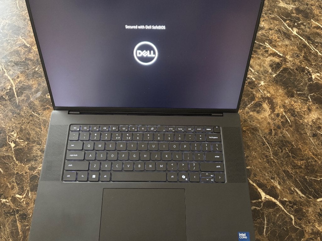 Dell precision 5690, Met videokaart, 2 tot 3 Ghz, Ophalen of Verzenden, Zo goed als nieuw