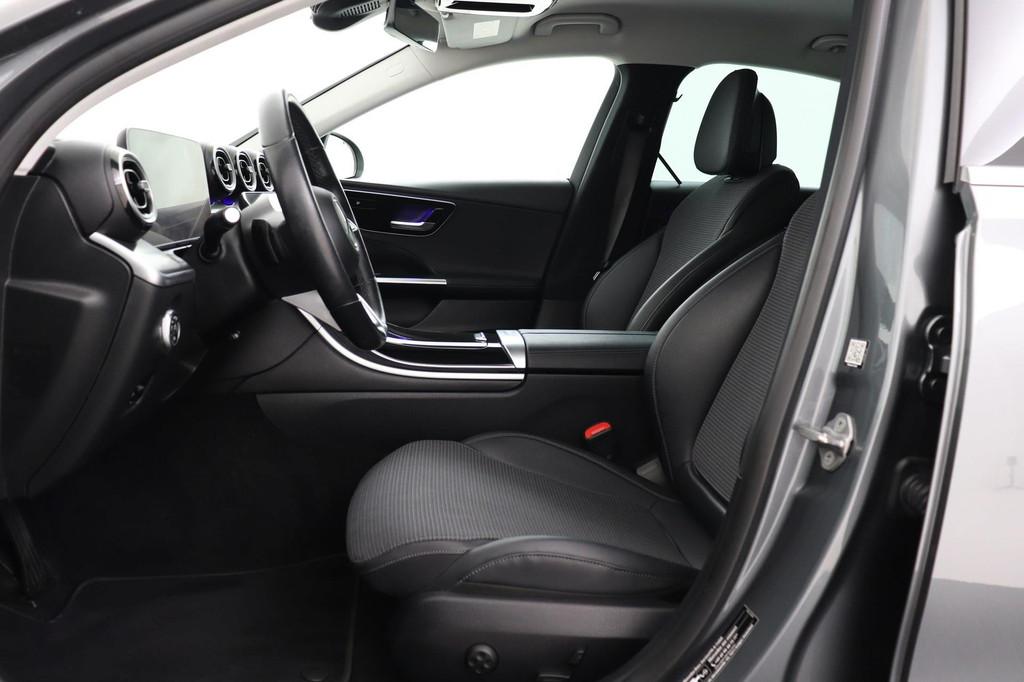 Mercedes-Benz C-klasse 180 Luxury Line | Widescreen Digital, Automaat, 4 cilinders, Leder en Stof, Bedrijf