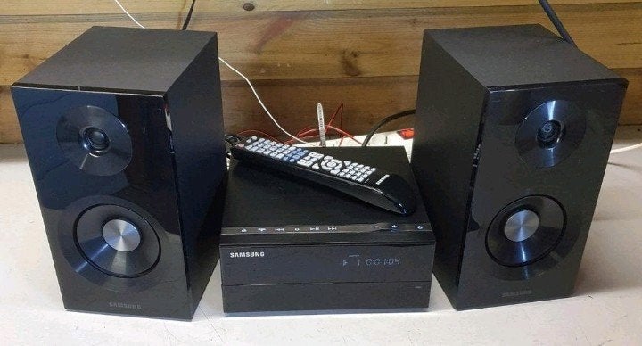 Samsung stereo set mmc-430d + afstandsbediening + hdmi, Ophalen of Verzenden, Overige merken