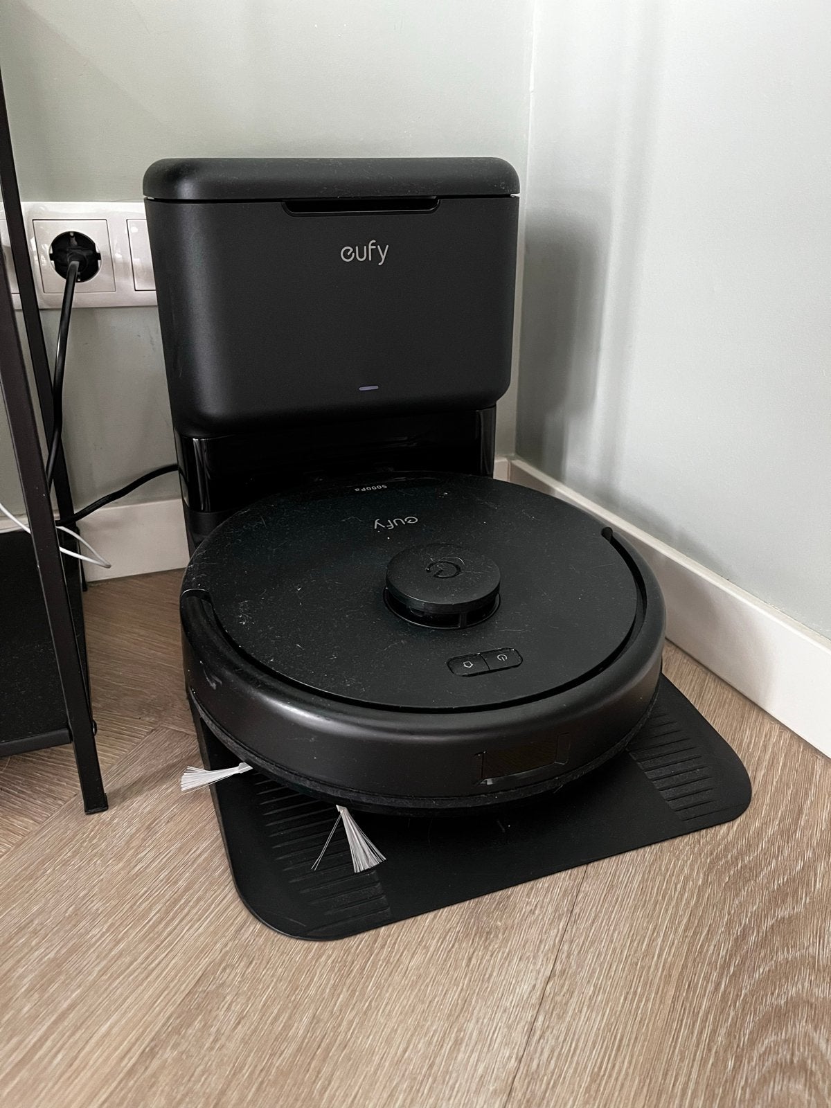 Eufy L60 SES Robotstofzuiger Zwart, Witgoed en Apparatuur, Stofzuigers, Overige merken, Stille werking, Zo goed als nieuw, Robotstofzuiger
