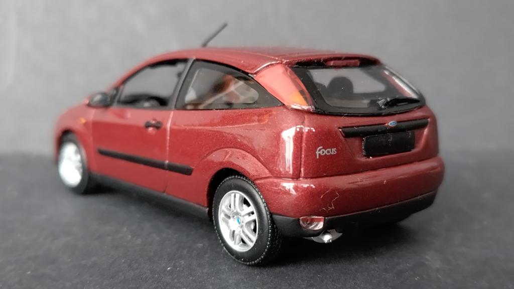Ford Focus Hatchback 1:43 Minichamps Pol, Hobby en Vrije tijd, Modelauto's | 1:43, Auto, Verzenden, ., Nieuw