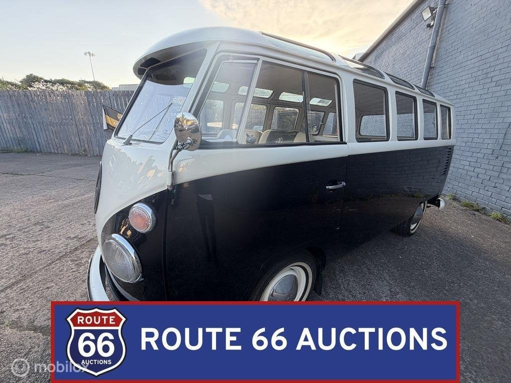 Volkswagen Type 2 Deluxe Microbus | 1961 | Route 66 Auctions, Auto's, Overige carrosserieën, Volkswagen, Zwart, Bedrijf