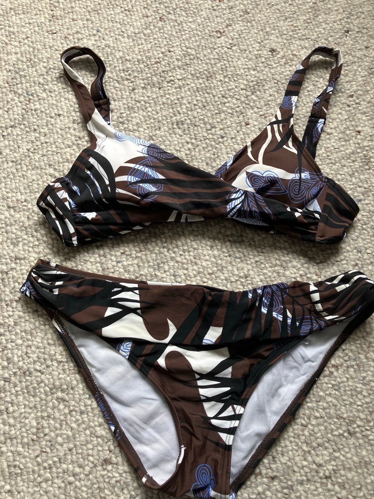 Livera bikini in uitstekende staat, Ophalen of Verzenden, Zo goed als nieuw, Bruin, Bikini