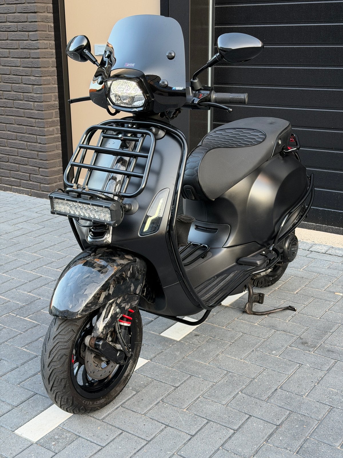Vespa sprint 2021 e5! Notte! Carbon 80cc!AKRA 3 Mnd Garantie, Overige modellen, Ophalen of Verzenden, Zo goed als nieuw, Benzine