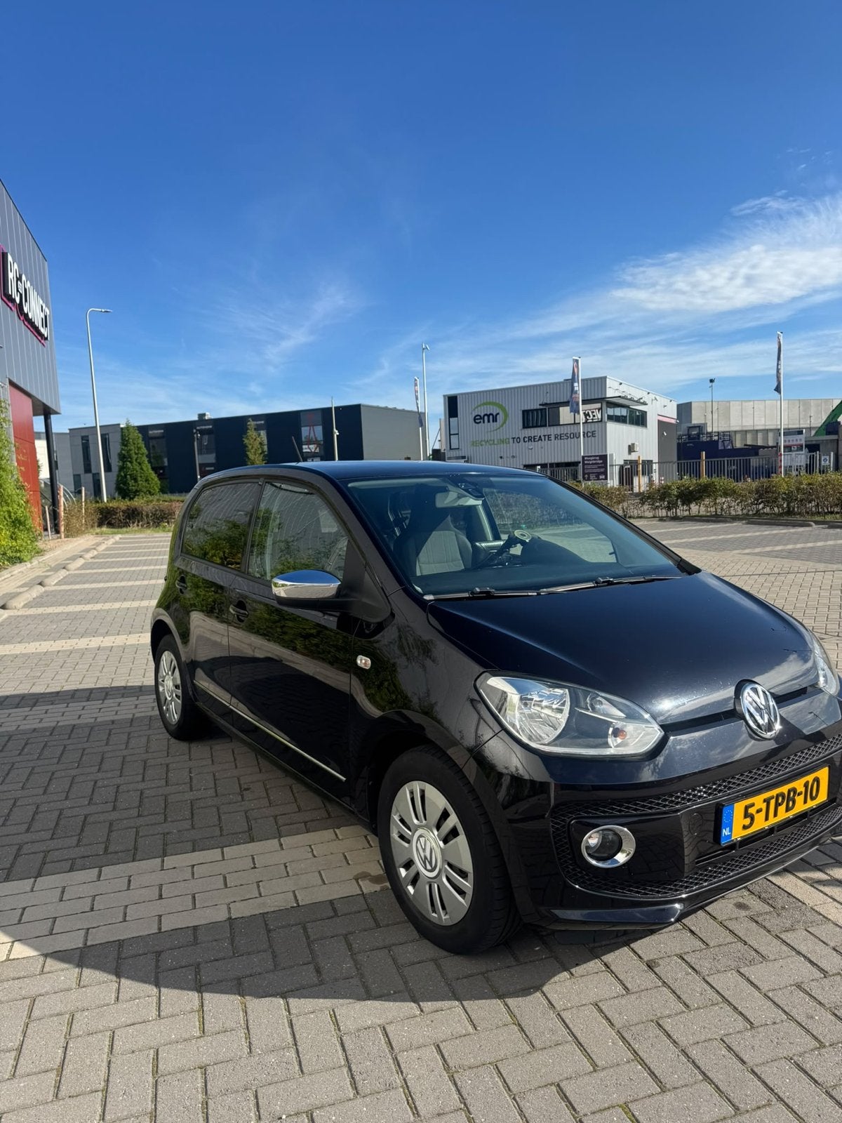 Volkswagen up! 1.0 44KW/60PK 5-DRS 2014 Zwart, Auto's, Voorwielaandrijving, Stof, Up!, 840 kg