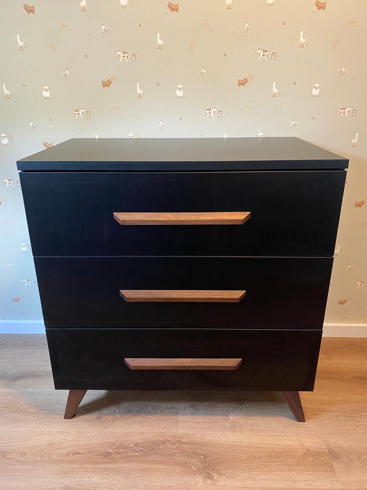 Zwarte commode TWF, Ophalen, 50 tot 70 cm, 100 cm of meer, Zo goed als nieuw
