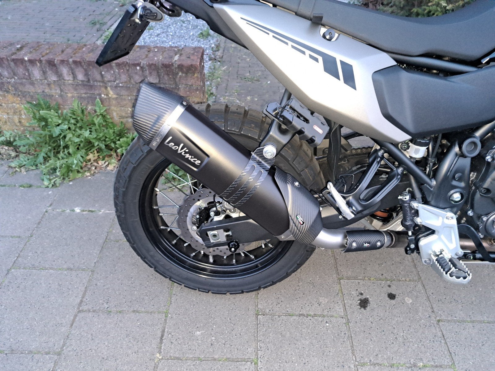 yamaha tenere 700 Leovince uitlaat met carbon uiteinde en hi, Ophalen of Verzenden, Nieuw