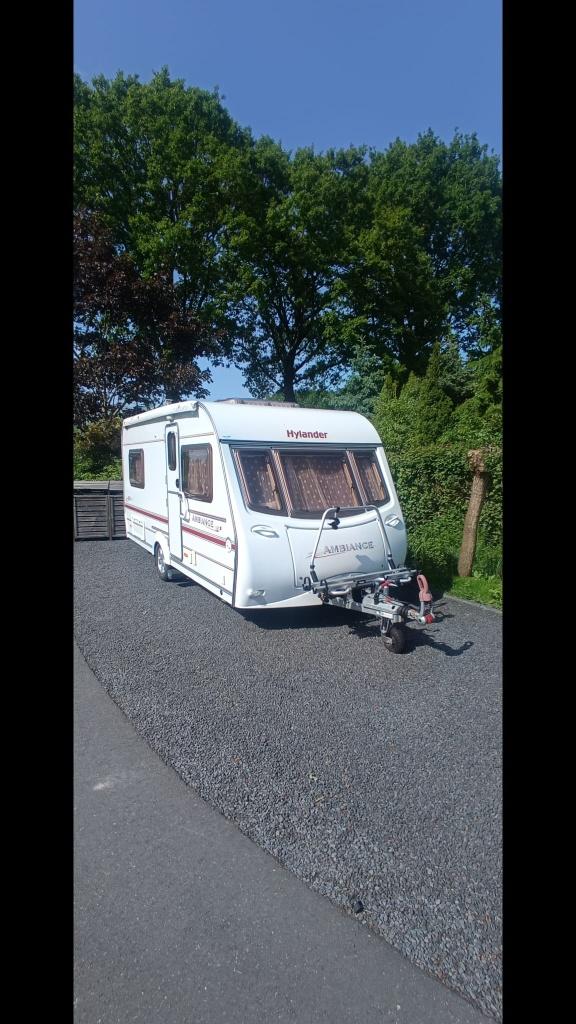 Hylander 450 modeljaar 2003, Treinzit, 750 - 1000 kg, Vast bed, 4 tot 5 meter