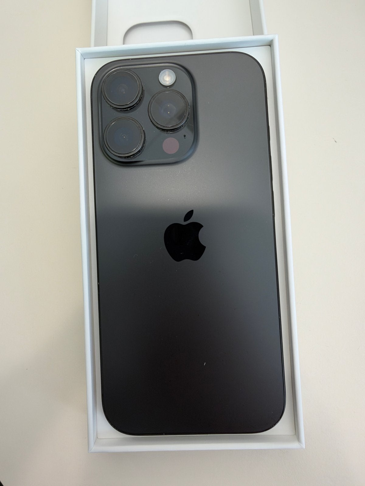iPhone 16 Pro 128GB Zwart