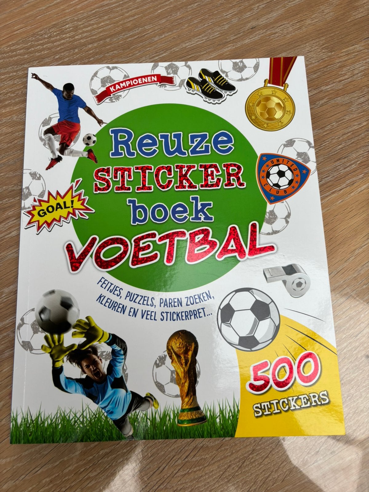 NIEUW: Reuze sticker boek voetbal, Ophalen of Verzenden, Nieuw