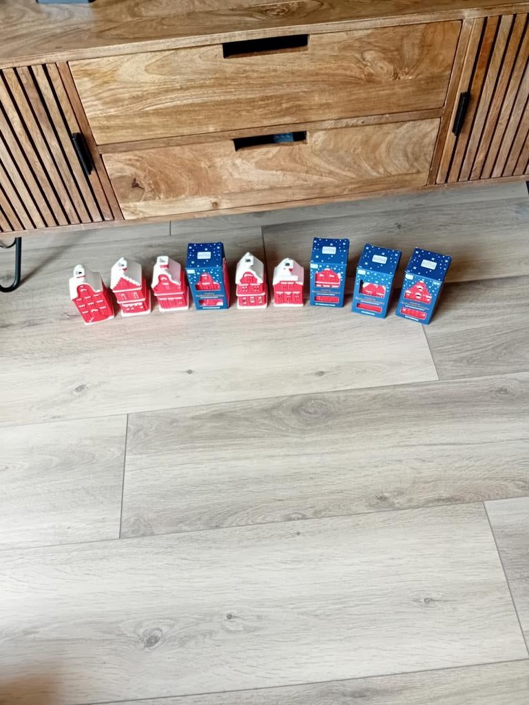 9 postcodeloterij huisjes  Kerst. Zie foto's. nieuw ., Ophalen of Verzenden, Nieuw