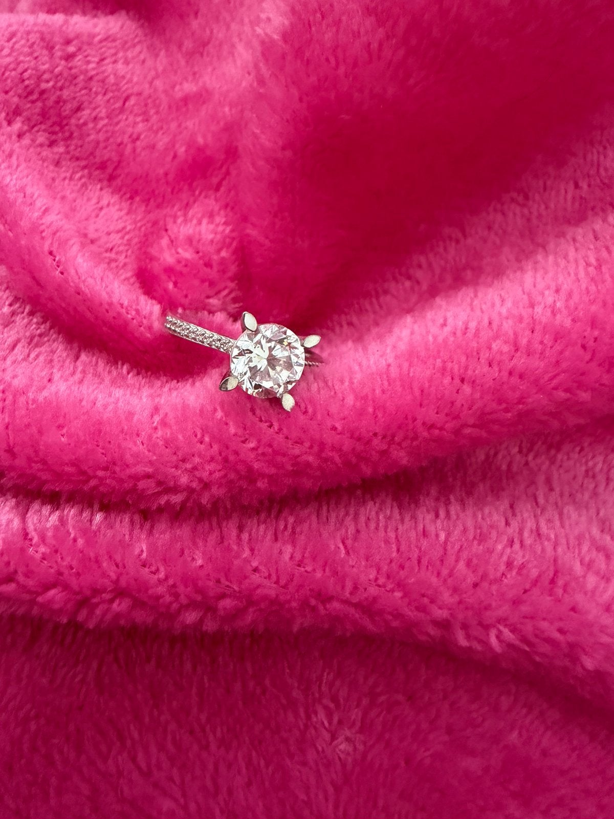 Gouden ring nieuw!, Sieraden, Tassen en Uiterlijk, Ringen, Wit, Nieuw, Ophalen of Verzenden, 17 tot 18