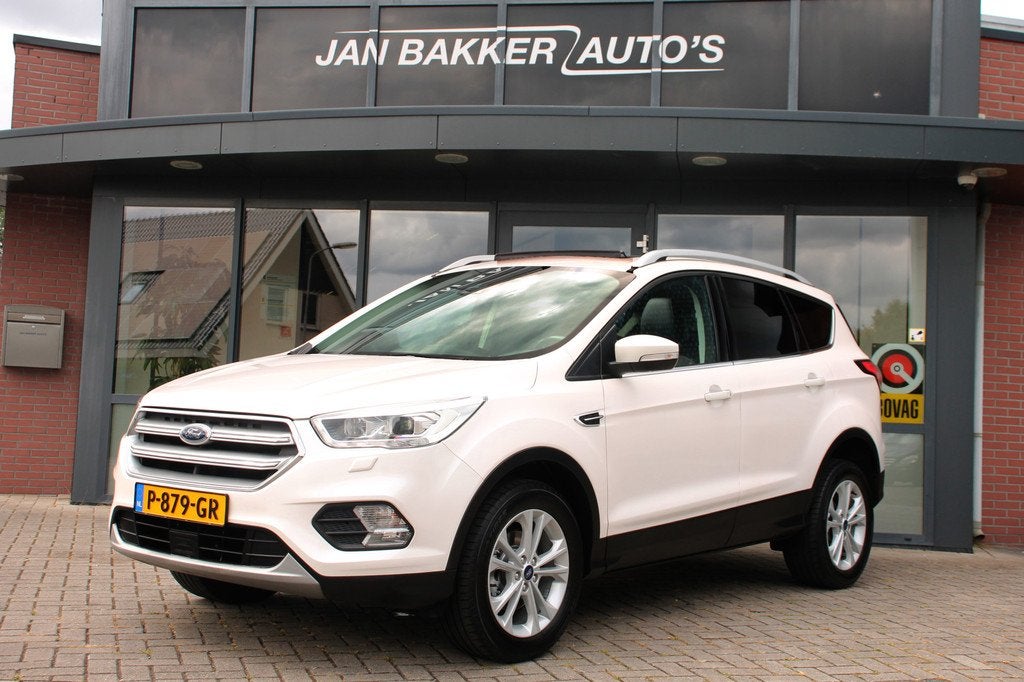 Ford Kuga 1.5 Ecoboost automaat Titanium  Half Leer  C, Auto's, Ford, 12 maanden, 4 cilinders, Wit, 11 km/l