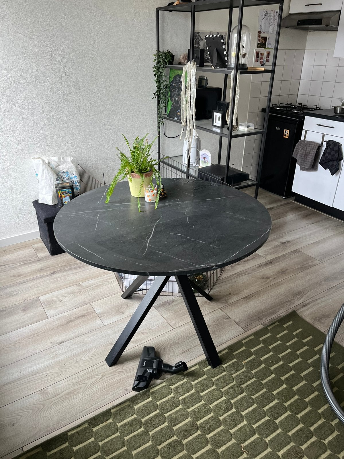 Ronde eet tafel, Ophalen, Rond, 100 tot 150 cm