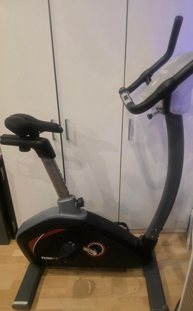 Hometrainer Flowfitness Turner THD2000i, Sport en Fitness, Ophalen, Zo goed als nieuw, Hometrainer