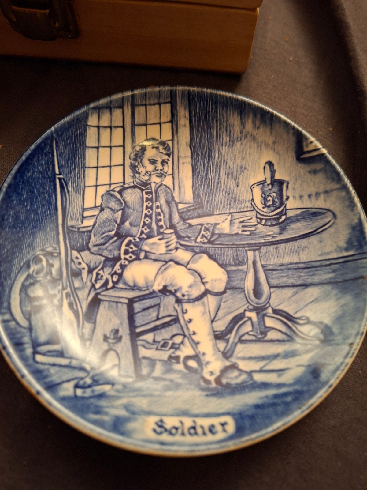 Antiek Enoch Wedgwood (Tunstall) Ltd. 'Soldier' bordje, Ophalen