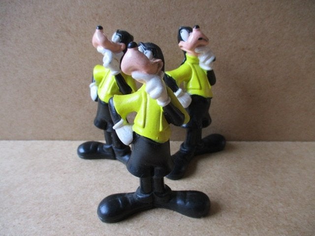 adv9816 goofy poppetje 9, Verzamelen, Ophalen, Goofy of Pluto, Gebruikt, Beeldje of Figuurtje
