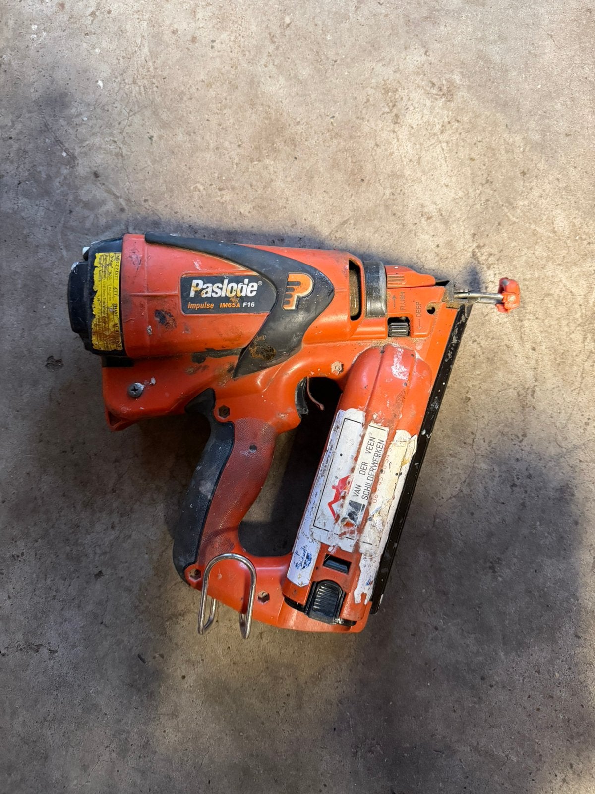 Paslode afwerktacker im65a f16, Ophalen of Verzenden, Gebruikt