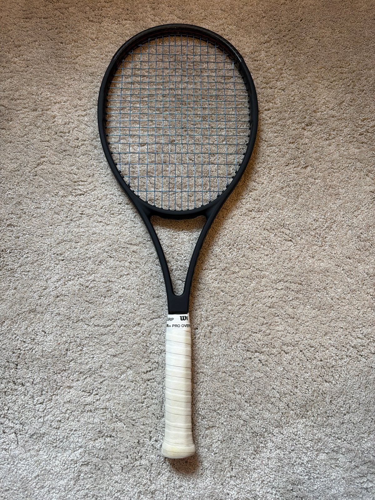 Wilson Pro Staff V13 Tennisracket - Zo goed als nieuw, Sport en Fitness, Tennis, Ophalen, Zo goed als nieuw, Wilson, Racket