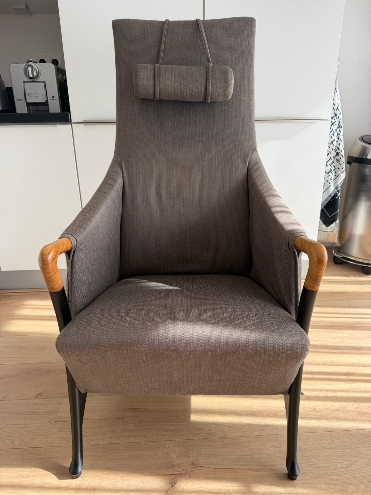 Iconische fauteuil Progetti, merk Georgetti, taupe, Huis en Inrichting, Ophalen, 75 tot 100 cm, Zo goed als nieuw, Stof