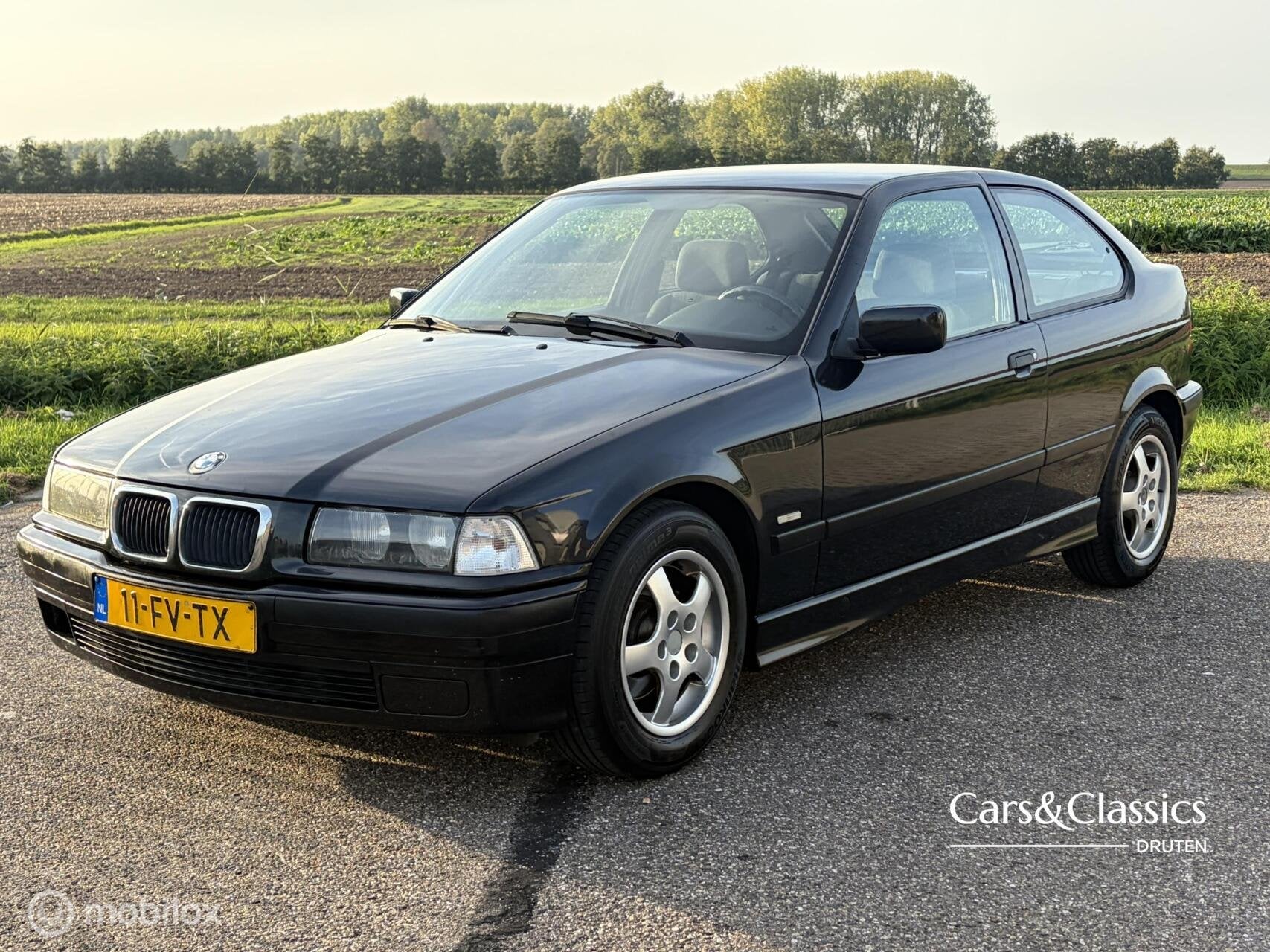 BMW 3-serie Compact 316i E36 APK Juli 2027, Auto's, 13 km/l, Achterwielaandrijving, 4 cilinders, Zwart