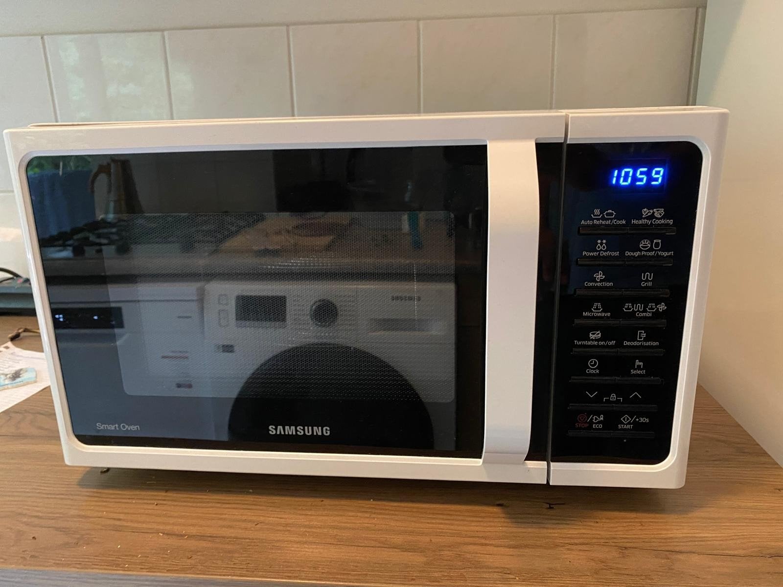 Combi Oven Magnetron (Samsung MC28H5015AW) pas half jaar oud, Ophalen, Zo goed als nieuw, Vrijstaand, Minder dan 45 cm