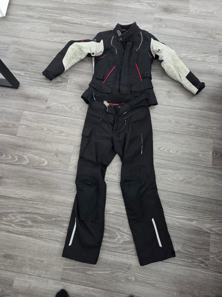 Revit Dames motor jas 36 motor broek 38 all season, Motoren, Kleding | Motorkleding, Ophalen of Verzenden, Tweedehands, Dames