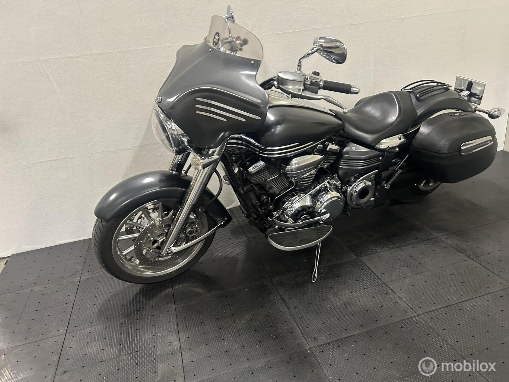 Yamaha XV 1900A, Chopper, Meer dan 35 kW, 1854 cc, Bedrijf