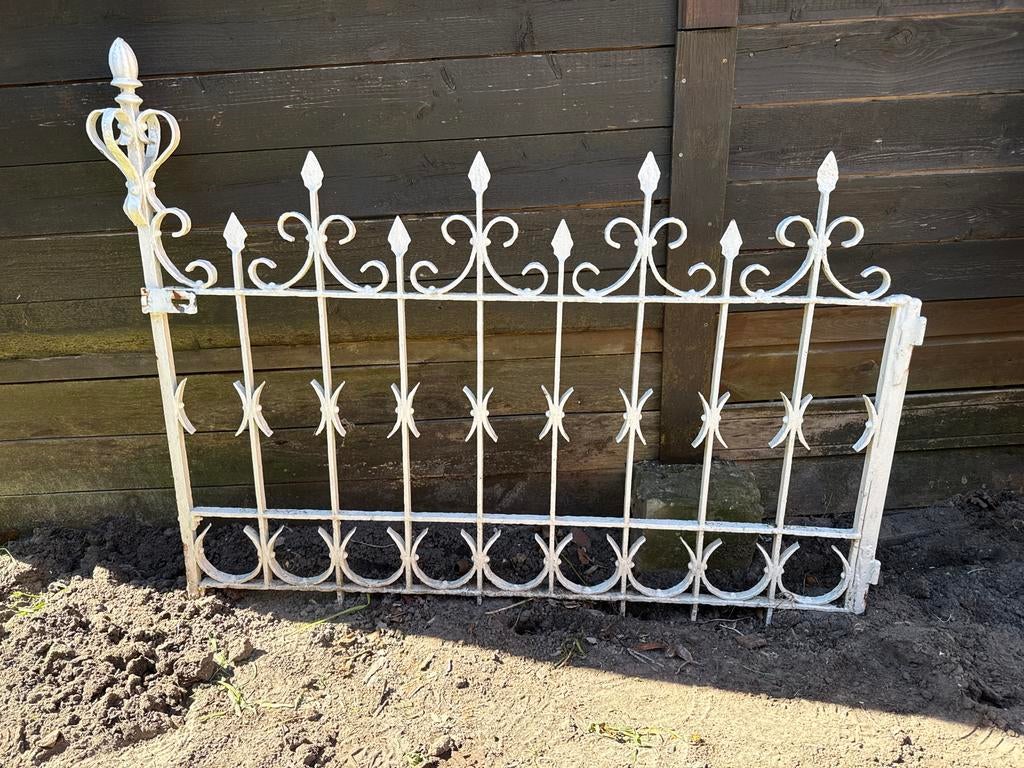 Decoratief Gietijzeren Hekwerk - Sierlijk en Robuust, Ophalen, Met poort, Gebruikt, Sierhekwerk