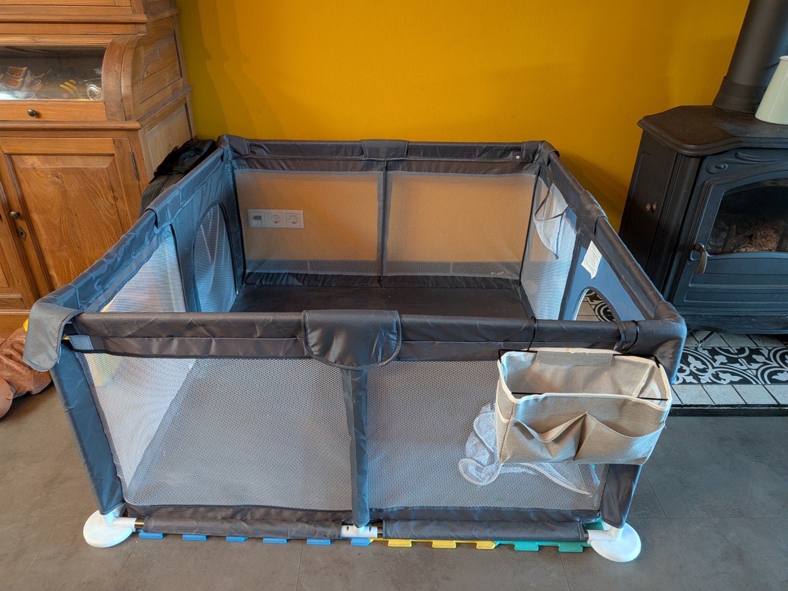 Ruime grondbox voor baby/dreumes (120x120x60 cm), Ophalen, Gebruikt, Vierkant