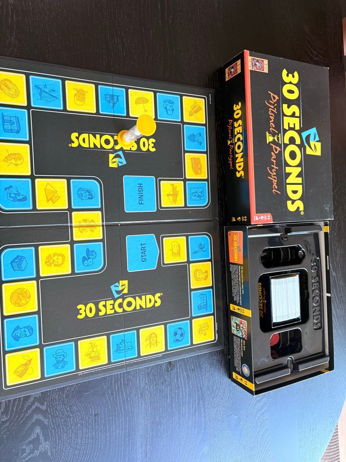 30 Seconds Pijlsnel Partyspel - Gezellig Groepsspel, Hobby en Vrije tijd, Gezelschapsspellen | Bordspellen, Drie of vier spelers