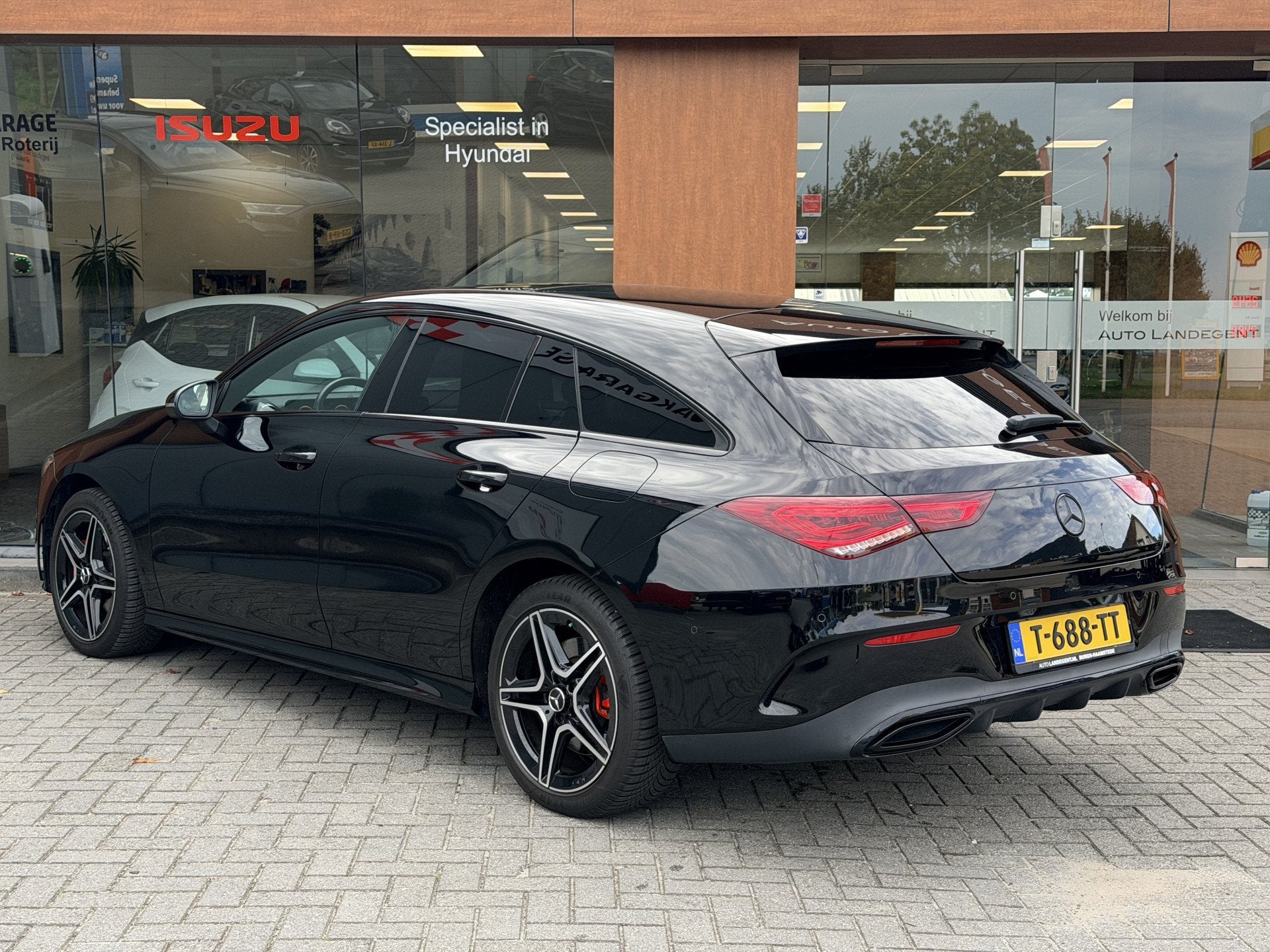 Mercedes-Benz CLA-Klasse Shooting Brake 250 e Business Solut, Auto's, Gebruikt, 4 cilinders, 1650 kg, Alcantara