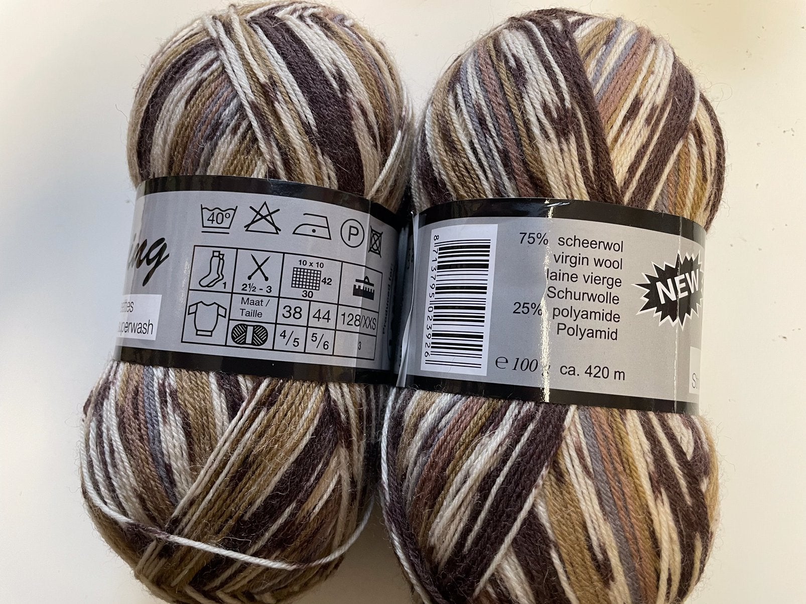 2 bollen van 100 gram Sokkenwol - haak/ breigaren- nieuw, Ophalen of Verzenden, Nieuw, Breien of Haken, Wol of Garen