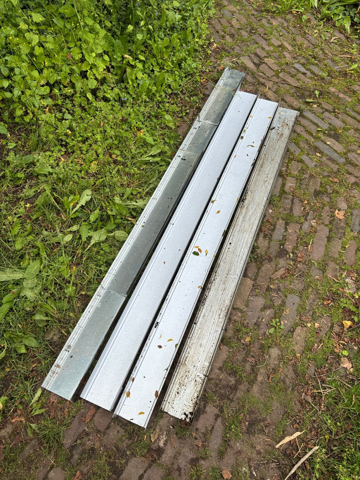 Knauf U-profiel verzinkt staal 100/40, 4 gratis reststukken, Ophalen, Gebruikt, IJzer