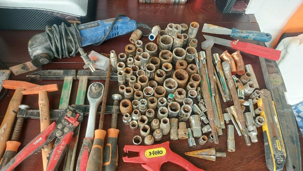 GEREEDSCHAP DOPSLEUTELS OPRUIMING VAN ALLES WAT GOED, Ophalen of Verzenden