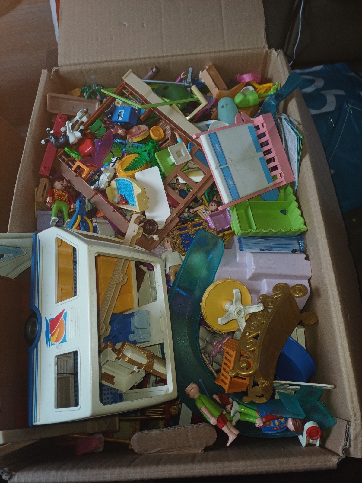 Grote doos Playmobil met diverse sets en figuren 4doosen, Kinderen en Baby's, Speelgoed | Playmobil, Ophalen, Gebruikt, Losse onderdelen